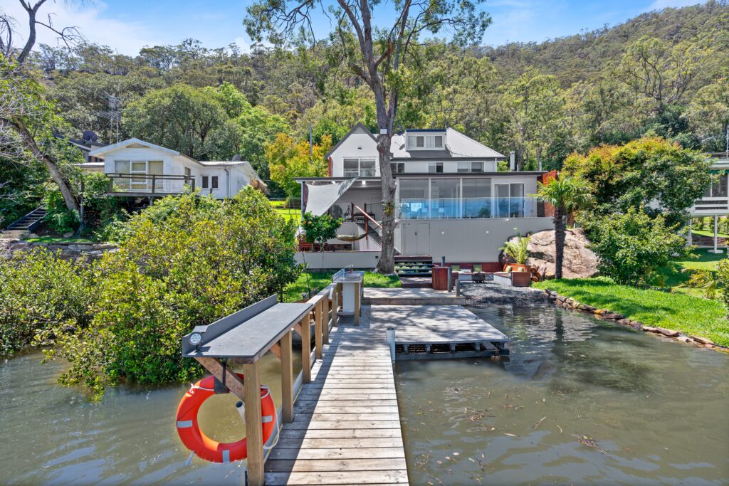 Luxury Hawkesbury River Hideout - AirBnB (3)