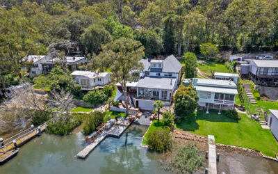 Weekend Getaway Hawkesbury River Hideout: Unwind in Luxury